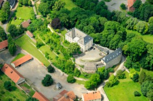 Marsberg-Canstein_Schloss_Canstein_Sauerland-Ost_100